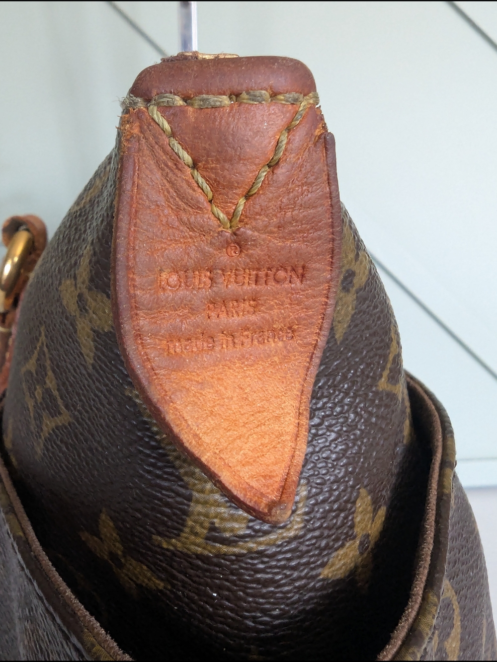 Louis Vuitton Totally PM. Monogram Tote Bag - Picture 7 of 16